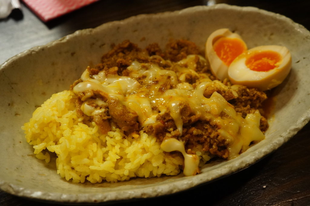 【仙台駅周辺】yamanのスパイシーで煮玉子が美味いキーマカレー