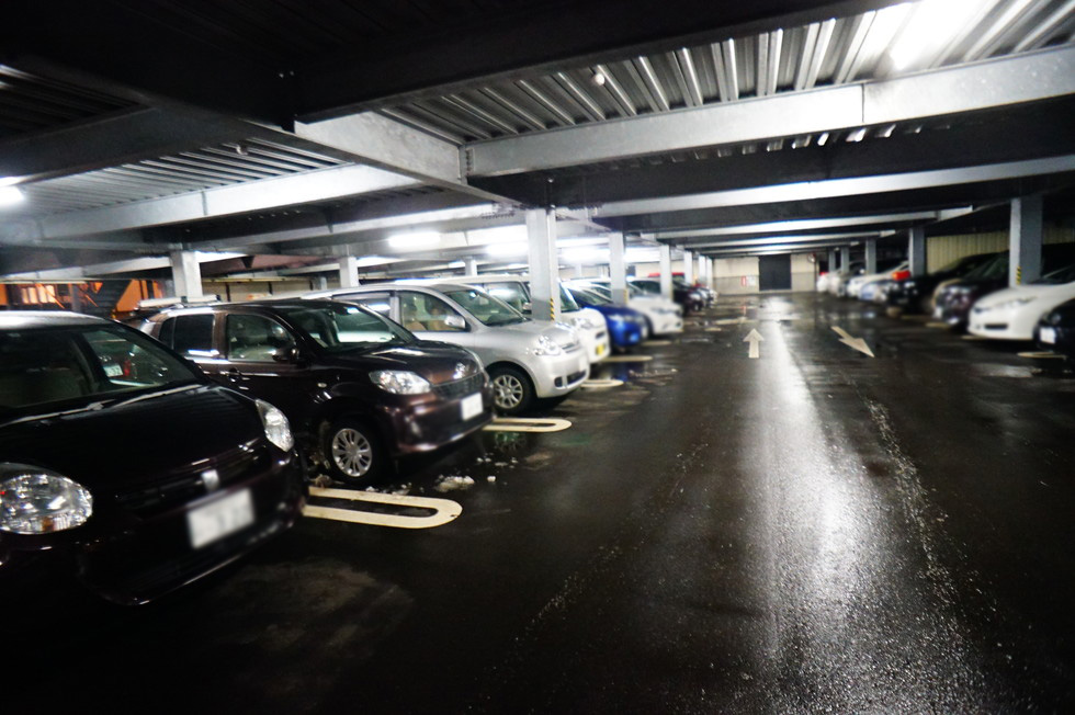 ホテルグランティア秋田スパリゾート駐車場（屋根付き）