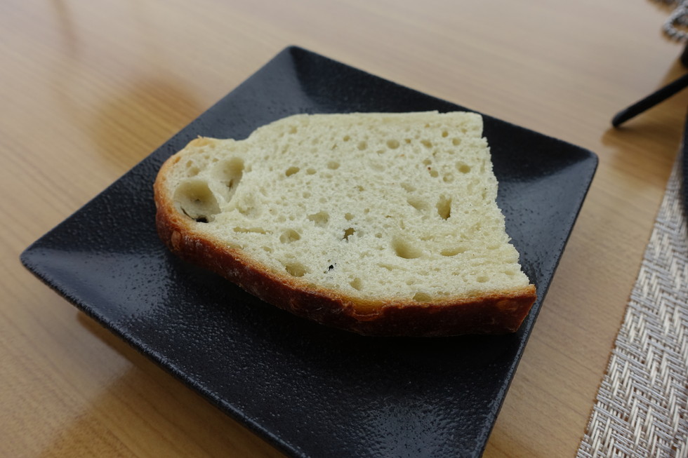 フランス料理Arum（アリュム）の手作りパン